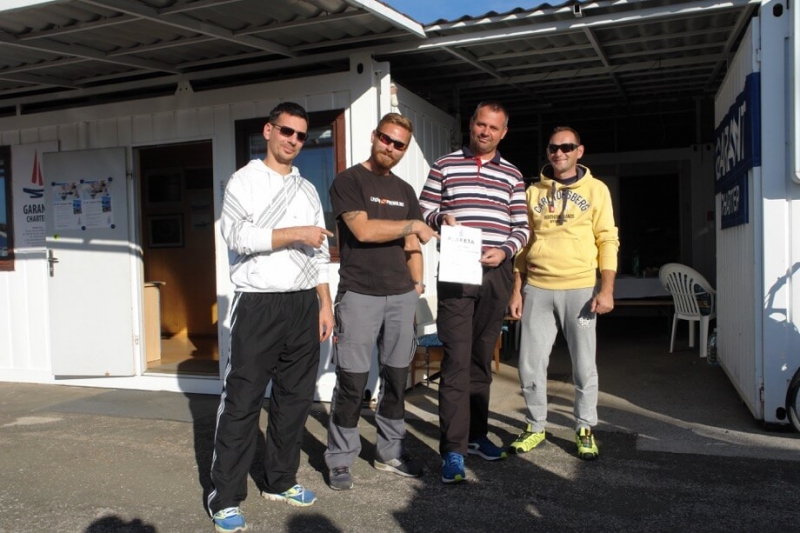 1st platz - boote Bura - Boris Cvetkovic, Emil Djukic, skiper Miro Volaric i Josip Spoljarevic